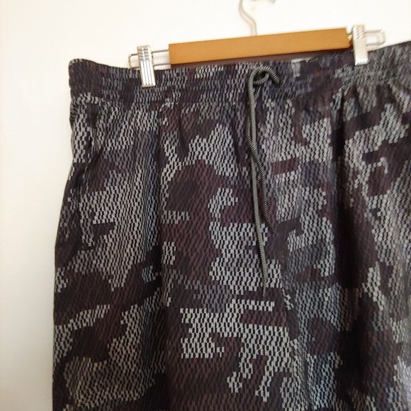 Nike Mens Black/Grey/Brown Lined Logo Swim Trunk Shorts XXL - Picture 2 of 13